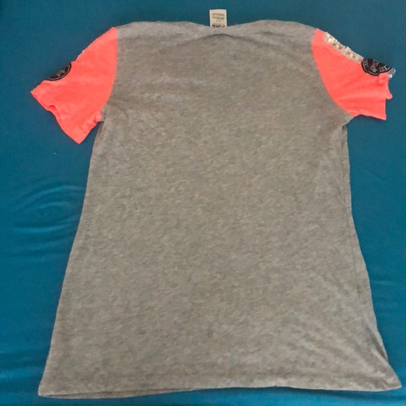 Top - Picture 2 of 2